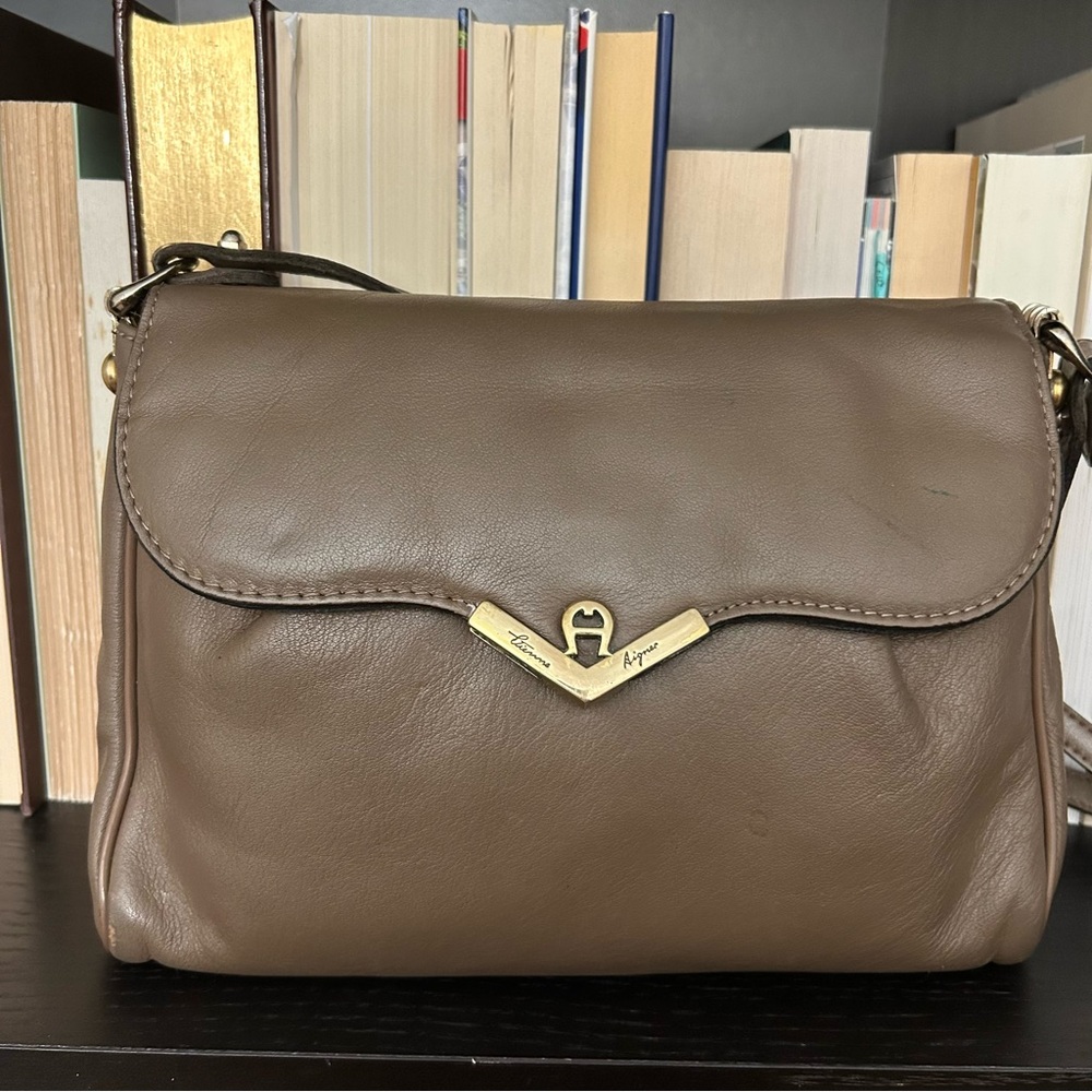 Vintage Etienne Aigner Tan Leather Crossbody Bag